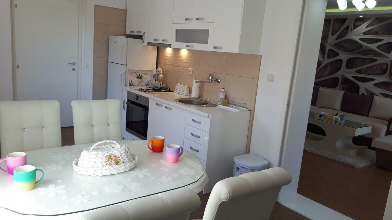 Exclusive Apartment Paracin Exterior photo